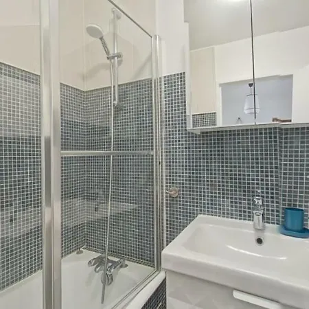 Modern By Weekome דירה *